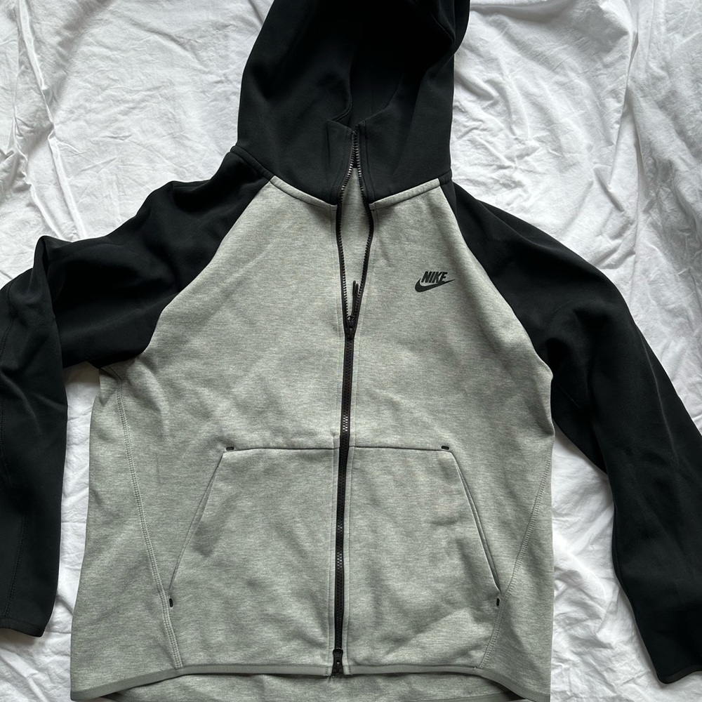 Nike Black and Gray Zip-Up Hoodie
